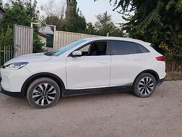 Weltmeister: Weltmeister EX5, 2019 г., 68000 км — 1
