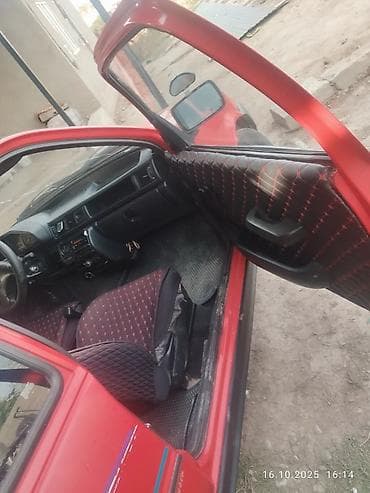 Продажа авто: Ford Fiesta: 1993 г., 1.1 л, Бензин, Хэтчбэк — 1