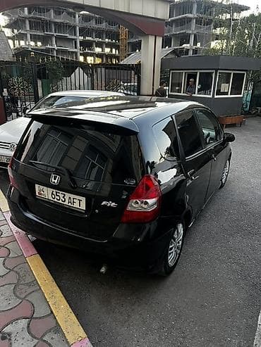 Honda Fit: 2003 г., 1.3 л, Автомат, Бензин, Хэтчбэк — 7