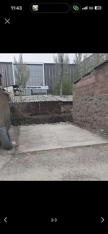 продаю мясной магазин 80кв м 22$: Место для автомобиля продаётся, площадью 21,7м. Длина - 6,2 м. Ширина — 1