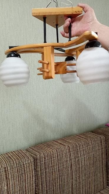 Люстралар: Потолочная люстра с деревянным каркасом и 3 плафона дами - Дизайн — 3