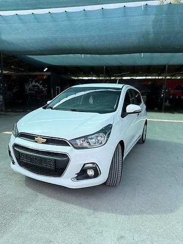 го парк: Chevrolet Spark: 2017 г., 1 л, Автомат, Бензин, Хэтчбэк — 1