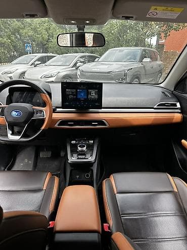 BYD: BYD E2: 2022 г., 0.1 л, Автомат, Электромобиль, Седан — 10