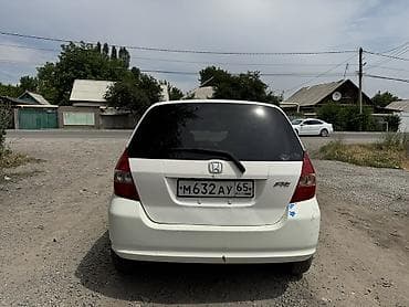 такса парк: Honda Fit: 2002 г., 1.3 л — 3