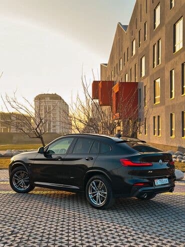 7 орунду машина: BMW X4: 2020 г., 2 л, Автомат, Бензин, Кроссовер — 1