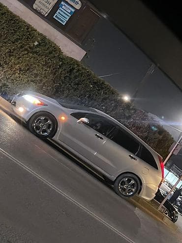 step vagon: Honda Stream: 2009 г., 1.8 л, Вариатор, Минивэн — 1