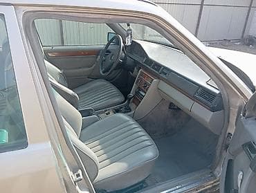 мотор на авто: Mercedes-Benz W124: 1987 г., Седан — 7