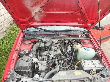 кондер для легковых: Volkswagen Passat: 1990 г., 1.8 л, Механика, Бензин, Универсал — 3
