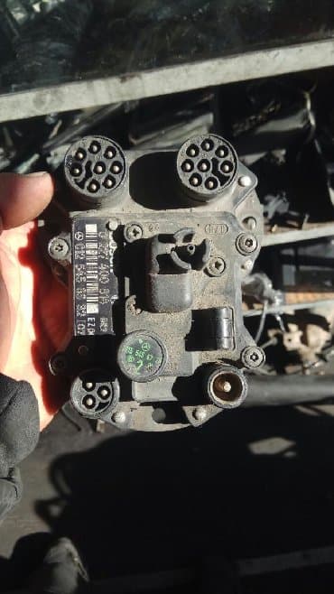 швейная машина для шитья кожи: Запчасти на Мерс 124 кузов !!!из Европы 220Е .230Е. 280Е . 300Е24 — 3