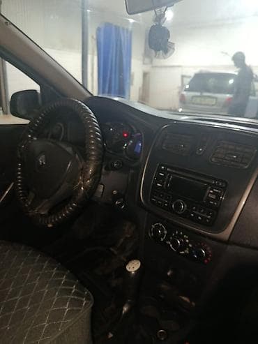 Детали салона: Срочно срочно Renault Logan — интерьер и элементы салона - Черный — 10
