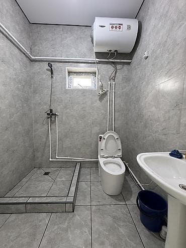 Үйлөрдү ижарага берүү: ✨Продаётся дом в с. Новопавловка (Бишкек)✨ 🏡Характеристики: • Участок — 10