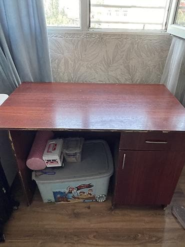 Компьютерные столы