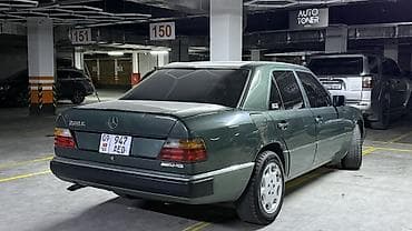 Продажа авто: Mercedes-Benz W124: 1989 г., Седан — 6