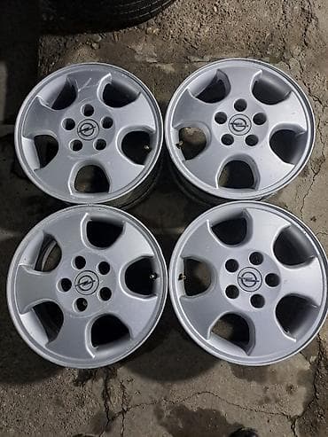 реплика мото: Литые Диски R 15 Комплект, отверстий - 5, Б/у — 3