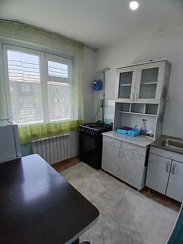 4 ком: 1 комната, 40 м², 104 серия, 5 этаж, Старый ремонт — 1