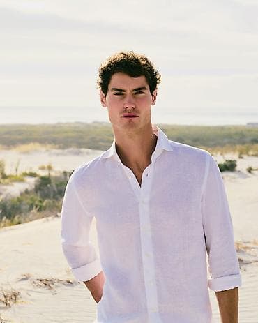 Мужская рубашка, M, L, Uniqlo, Новый, цвет - Белый, Самовывоз, Бесплатная доставка, Платная доставка at lalafo.kg Мужская рубашка, M, L, Uniqlo, Новый, цвет - Белый, Самовывоз, Бесплатная доставка, Платная доставка