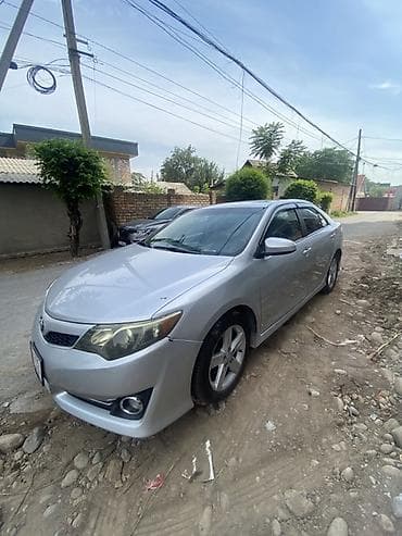 Toyota Camry: 2014 г., 2.5 л, Автомат, Бензин, Седан at lalafo.kg Toyota Camry: 2014 г., 2.5 л, Автомат, Бензин, Седан