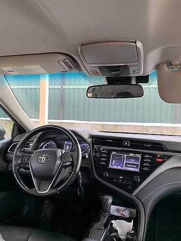 camry 5: Toyota Camry: 2019 г., Автомат, Седан — 4
