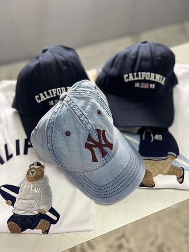 козырек кепка женская: Кепка, Бейсболка, New York Yankees, Козырек: Изогнутый, С вышивкой — 4