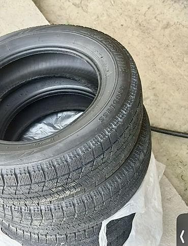 stud 100: Bridgestone Blizzak 175/65 R14 82Q — комплект зимних шин (без шипов) — 3