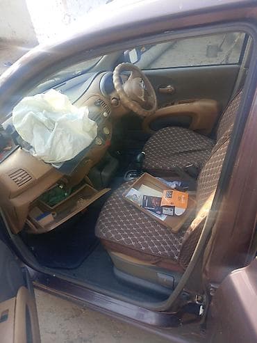 автомобиль мини: Nissan Micra: 2004 г., 1.2 л, Автомат, Бензин, Хэтчбэк — 4