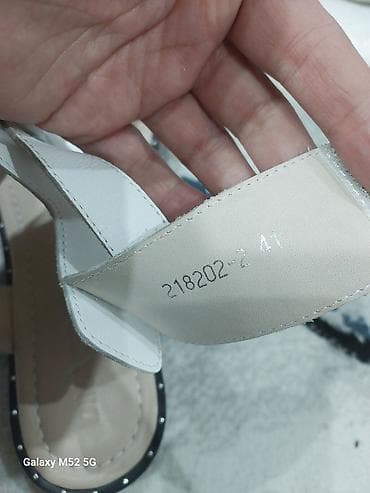 босоножки коричнево черные: Босоножки, 41, Новый, цвет - Белый, Самовывоз — 4