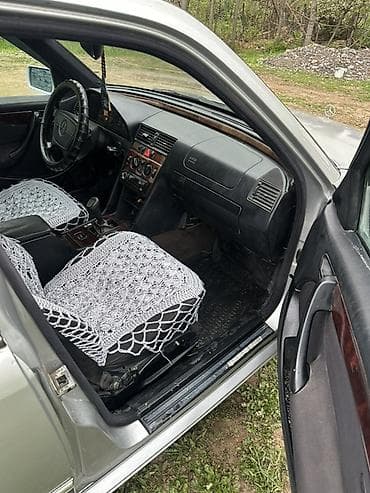 180 мерс: Mercedes-Benz C-Class: 1997 г., 2 л, Бензин, Седан — 10