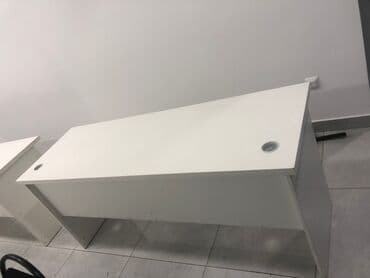 офисные столы бу: СРОЧНО !!!
продаю офисные столы БУбелые размер 180х55 — 2