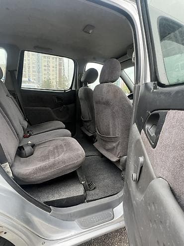 исузу ельф: Toyota Funcargo: 2003 г., 1.3 л, Ручные, Бензин, Минивэн — 8