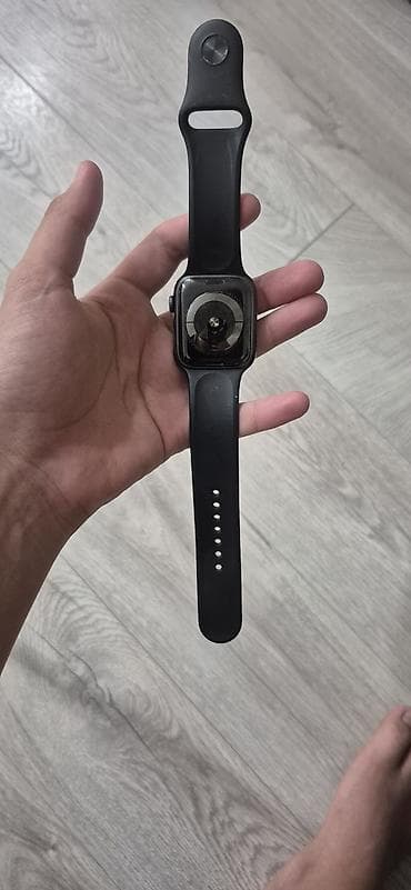 amazfit gts: Продаю apple watch series 5. Экран немного поцарапан . В добавок — 5