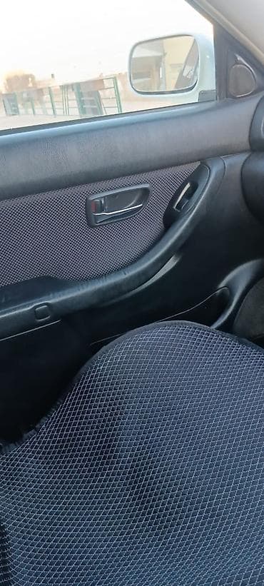 honda jazz: Subaru Legacy: 2001 г., 2 л, Автомат, Газ, Универсал — 7