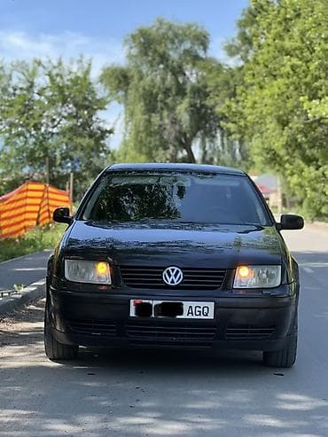 Volkswagen Bora: 2000 г., 1.6 л, Автомат, Бензин, Седан