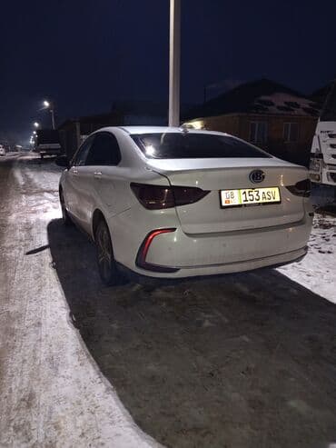 электромобиль byd e5 цена в бишкеке: BAIC EU5 — 1