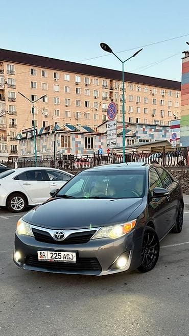 Продажа авто: Toyota Camry: 2012 г., 2.5 л, Автомат, Бензин, Седан — 2