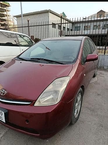 Toyota Prius: 2003 г., 1.5 л, Вариатор, Гибрид, Хэтчбэк