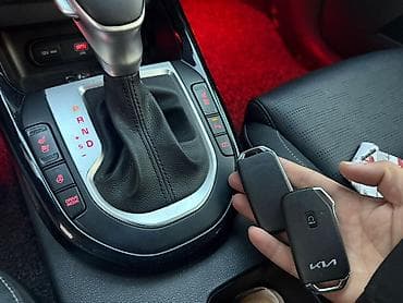 ki ray: Kia K3: 2022 г., Седан — 8
