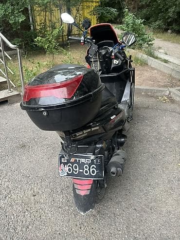 surron light bee: Тип скутера 160 куб. см, Бензин, Б/у — 5