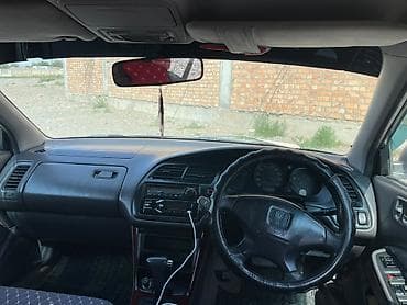 авто машины: Honda Accord: 1998 г., 1.8 л, Автомат, Бензин, Седан — 3