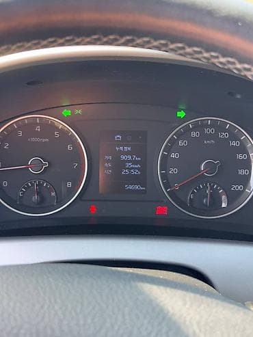 hyundai машина: Kia BONGO: 2021 г., 2.4 л, Газ — 8