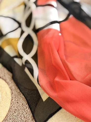 тренчи: Все вещи в отличном состоянии! Размеры везде xs/s Цены указаны на — 8