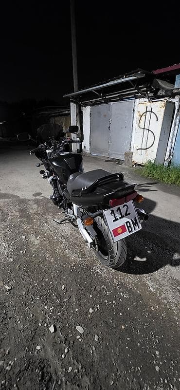 Транспорт: Yamaha FZS600 Fazer — городской спорт-турист в классическом чёрном — 4