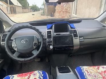 Продажа авто: Toyota Prius: 2005 г., 1.5 л, Автомат, Гибрид, Хэтчбэк — 5