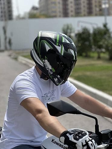 одежда bmw: Мотошлем VEGA (Американский бренд) — это полноразмерный мотоциклетный — 2