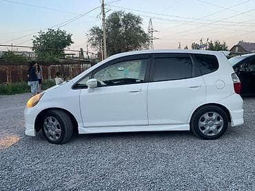 Продажа авто: Honda Fit: 2003 г., 1.3 л, Автомат, Бензин, Хэтчбэк — 4