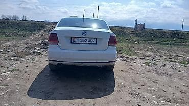 vento капот: Volkswagen Polo: 2016 г., 1.6 л, Автомат, Бензин, Седан — 3