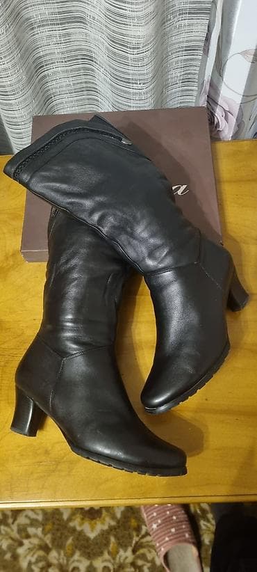 Сапоги натуральная кожа, натуральный мех, удобная колодка, на широкую