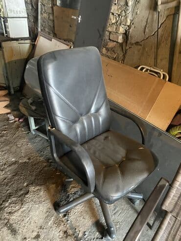 стол жалал абад: Банкалар — 5