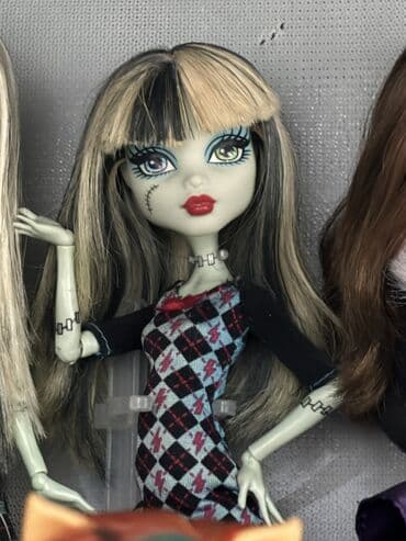 Игрушки: Продаю куклу монстер хай. Френки «Гик Шик», состояние отличное, но — 3