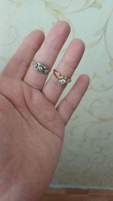 nike dunk low: Комплект из двух женских колец. 1) Кольцо с тремя камнями - Металл — 2