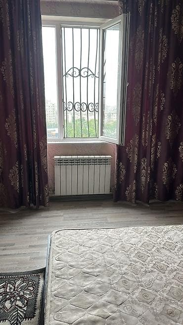 сдаю фас фут: Уютная полностью меблированная спальня/комната. - Кровать двуспальная — 1